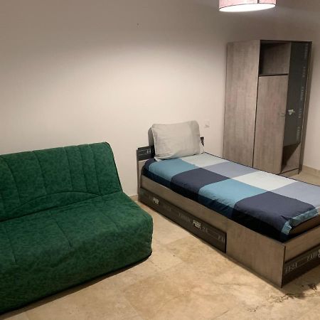 Frederic Apartment Morieres-les-Avignon Bagian luar foto