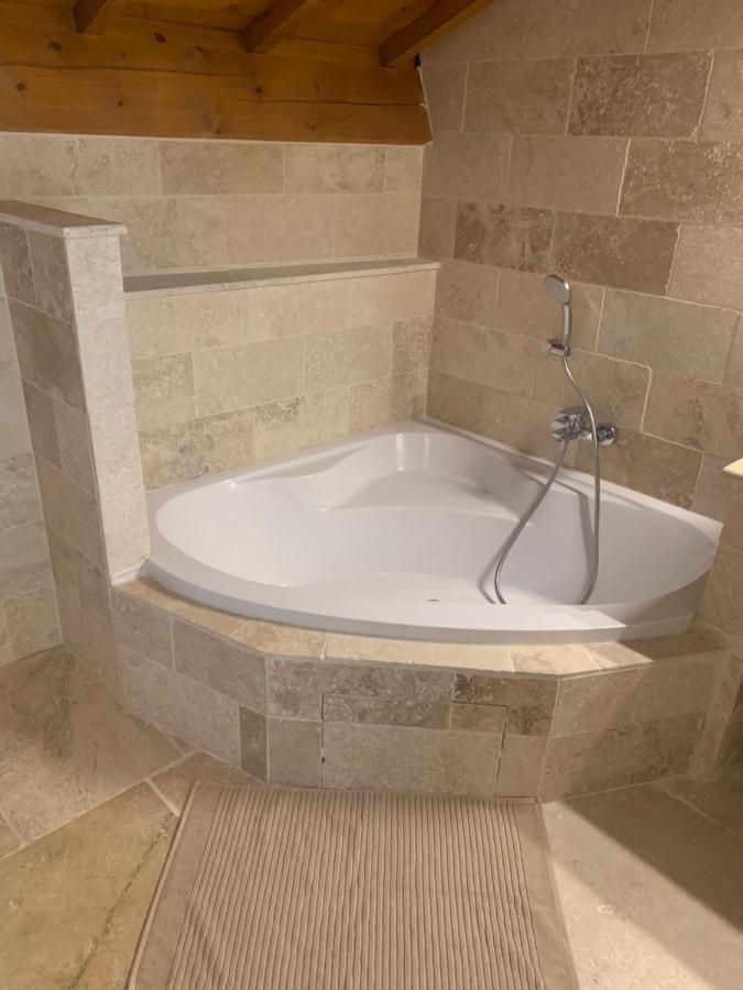 Frederic Apartment Morieres-les-Avignon Bagian luar foto